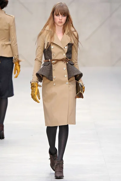 Look 29